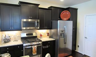42581 SUNSET RIDGE Sq, Ashburn, VA 20148