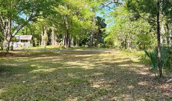 206 13th St, Apalachicola, FL 32320
