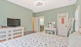 42145 PIEBALD Sq, Aldie, VA 20105