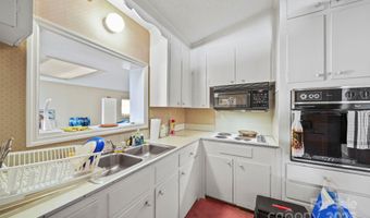 738 Pierson Dr, Charlotte, NC 28205