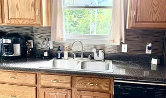 260 Putter Ln, Beattyville, KY 41311