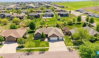 1817 W Ashton Trl, Brandon, SD 57005