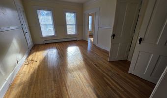 31 Granite St, Barre, VT 05641
