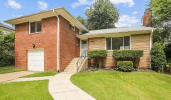 4503 TRAYMORE St, Bethesda, MD 20814