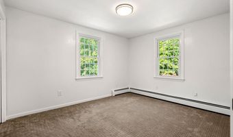 41 Gault Rd, Bedford, NH 03110