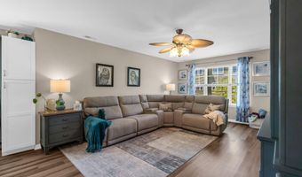 2 Berkeley Crossings Way, Bayville, NJ 08721