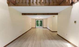 13 Cortland Cir, Bangor, ME 04401