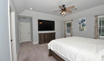 79 New Boston Rd, Bedford, NH 03110