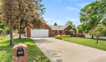 2243 Breckenridge Dr, Berthoud, CO 80513