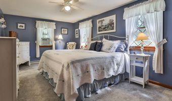 15 Edinburgh Dr, Bedford, NH 03110