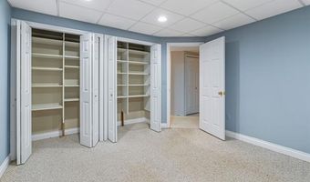 6051 Hough Rd, Almont, MI 48003