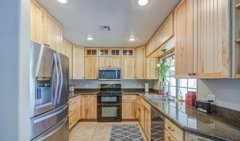 10517 W EARLL Dr, Avondale, AZ 85392