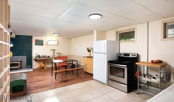 8373 Goldenstein Ln, Bozeman, MT 59715