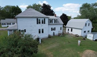 10 Palm St, Baileyville, ME 04694