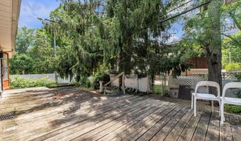 6 Ruthven Pl, Ann Arbor, MI 48104
