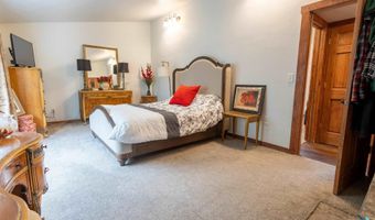 29594 472nd Ave, Beresford, SD 57004