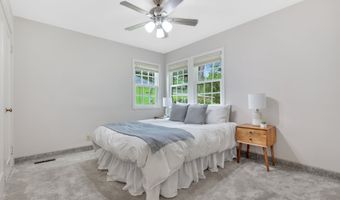 3543 HARRISON Dr, Astoria, OR 97103