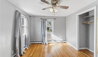 16 N Rose St, East Providence, RI 02914