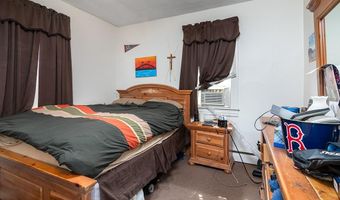 66 Clemence St, Cranston, RI 02920