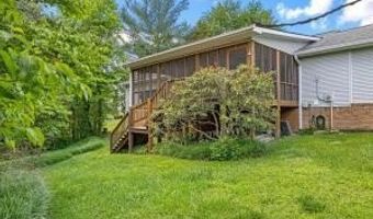 2522 Cindy St, Athens, TN 37303