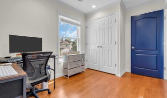 3 N Smith St N, Avenel, NJ 07001