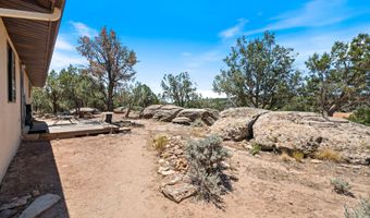 1387 N MOUNT ZION Dr, Apple Valley, UT 84737