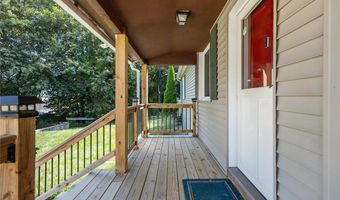 9 Kitchener Rd, Johnston, RI 02919