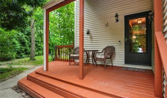 2526 Ashbrook Dr, Ashtabula, OH 44004
