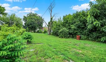 1418 W 5th St, Anderson, IN 46016