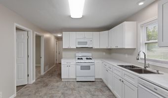 924 Oak St, Adrian, MI 49221