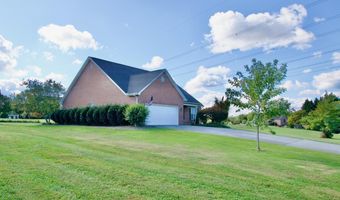 977 Southwick Dr, Alcoa, TN 37701