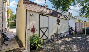 2 CRESTON Ave, Audubon, NJ 08106