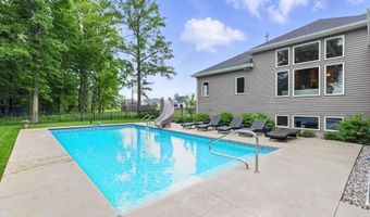 6212 Deer Hollow Rd, Auburn, IN 46706