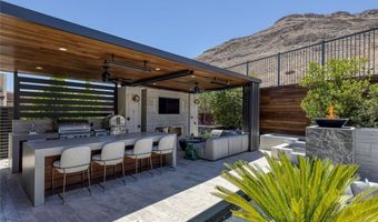 6241 Clovis Point St, Las Vegas, NV 89135