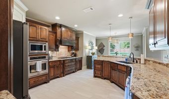7015 Westshore Ave, Benton, AR 72019