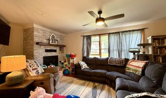 111 Washington St, Baileyville, ME 04694