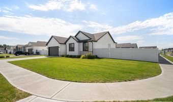 693 Sanford St, Idaho Falls, ID 83402