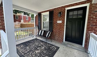 2723 FARNSWORTH Dr, Alexandria, VA 22303