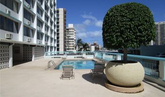 1560 Kanunu St 920, Honolulu, HI 96814