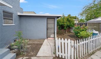 902 N Mayo Ave, Compton, CA 90221