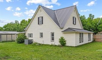 321 S 4th St, Barnsdall, OK 74002
