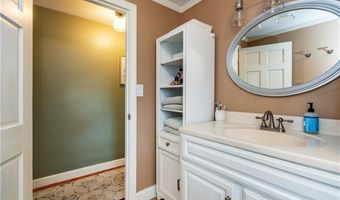 185 Brookhaven Rd, North Kingstown, RI 02852