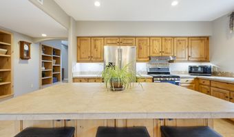 35310 S Pinnacle Pl, Black Canyon City, AZ 85324