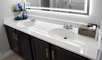 11 Kings Cross Ct, Beaufort, SC 29902