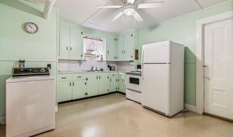 9 Willow St, Auburn, ME 04210