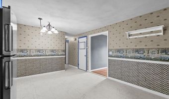 38 Greenwood Rd, North Kingstown, RI 02852