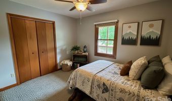 21 Ashwood Dr, Asheville, NC 28803
