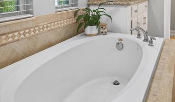 6609 CURRENT Dr, Apollo Beach, FL 33572