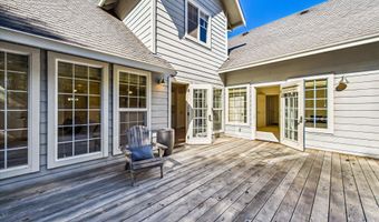 2700 Meadow Creek Way, Arcata, CA 95521