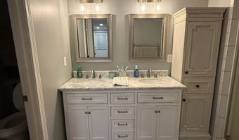 120 Westover Dr, Adel, GA 31620